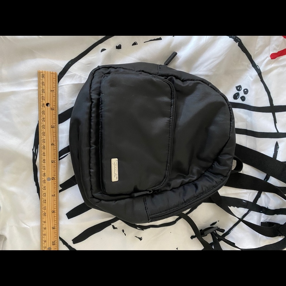 Pink mini back pack - Picture 2 of 3